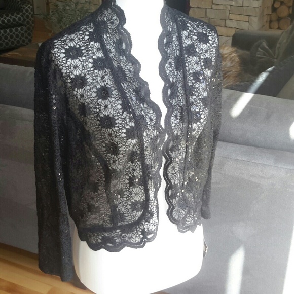 BLACK LACE AND SEQUENCE SHRUG NWT - Picture 1 of 4